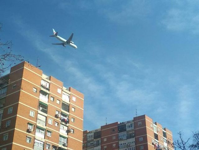 Atterraggio d'emergenza a Madrid per un Boeing Air Canada