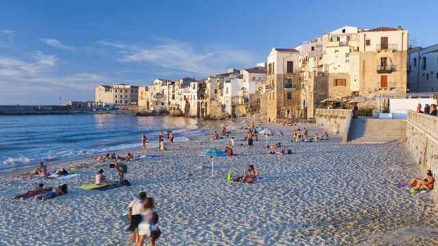 Italia ofera cetațenilor sai bonusuri de vacanța pentru a petrece concediul in peninsula