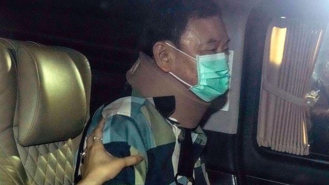 Former Thai PM Thaksin Is Released on Parole After Serving 6 Months In a Hospital