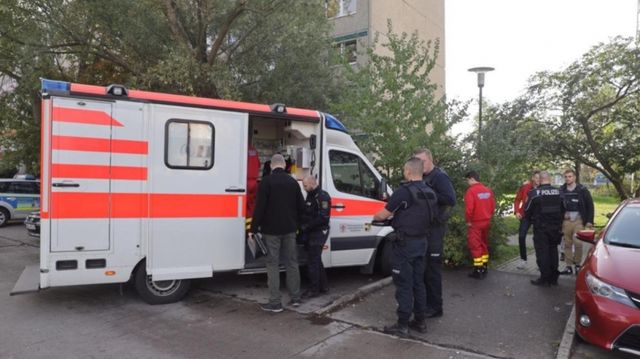 Не менее двух человек участвовали в стрельбе у синагоги в немецком городе Галле