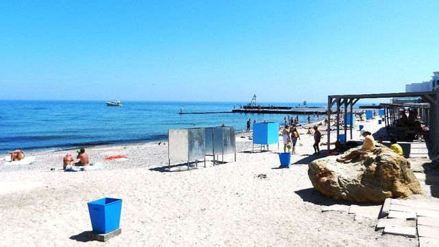 На пяти пляжах Одессы вода не соответствует норме