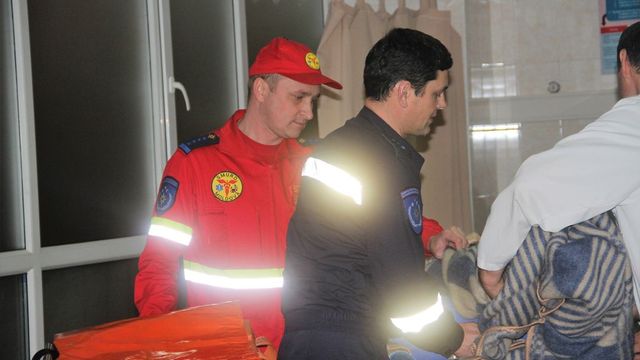 După ce a suferit un accident în România, o femeie a fost transportată la Chișinău cu echipajul SMURD
