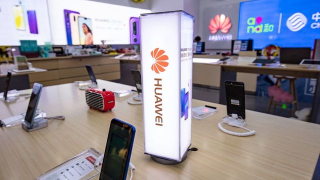 Kémkedés miatt volt házkutatás a Huawei-nél
