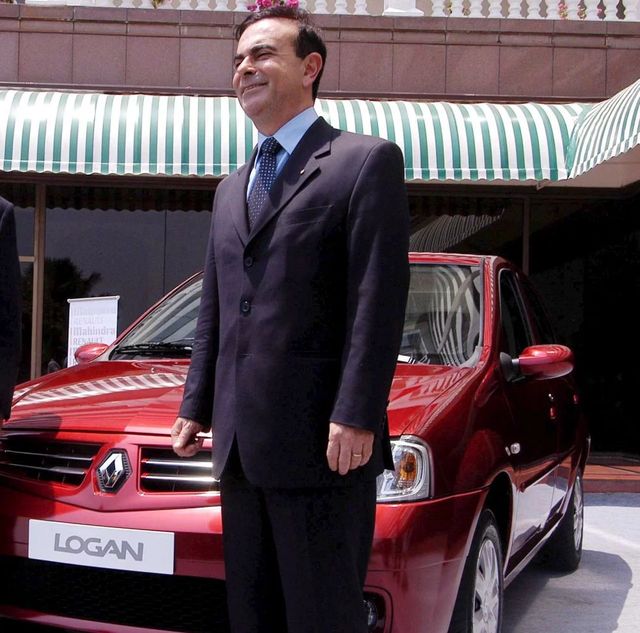 Carlos Ghosn, fostul șef al producătorului auto Nissan, rămâne închis