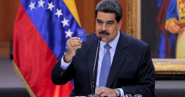 Maduro bude prezidentem Venezuely do roku 2025, složil přísahu