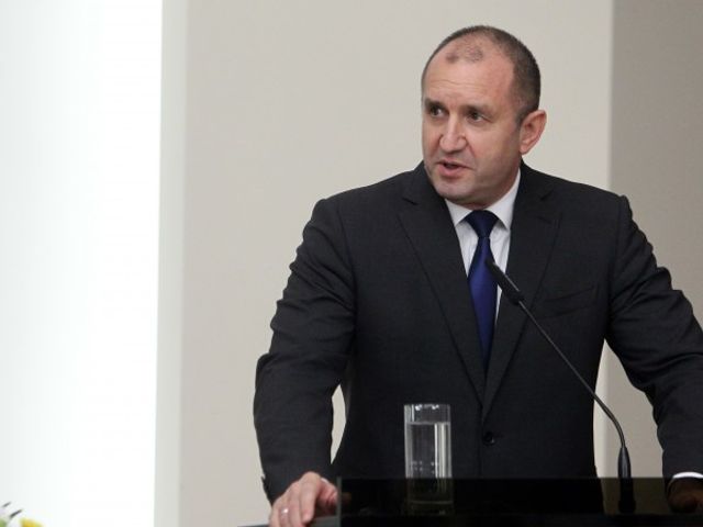 Радев се обяви срещу повече мерки за ограничаване на климатичните промени