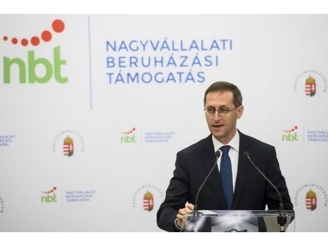 Varga Mihály: a több pillérre épülő gazdaság a stabilitás biztosítéka