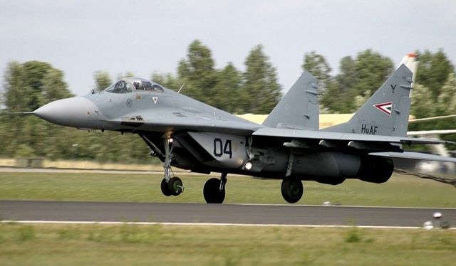 Ungaria își scoate la vânzare flota de avioane MiG-29 dezafectate, dar are nevoie de aprobarea Rusiei