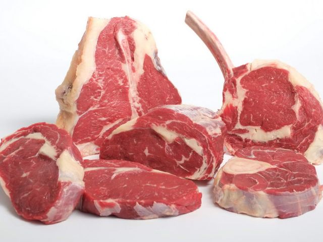 În România a intrat carne de vită de la animale bolnave, din Polonia