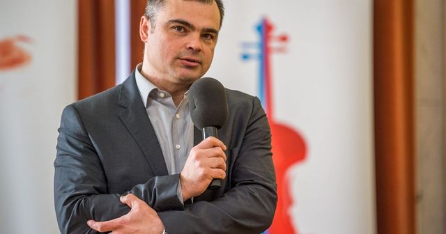 Négy nappal Andy Vajna halála után átvette a TV2 irányítását Mészáros Lőrinc köre
