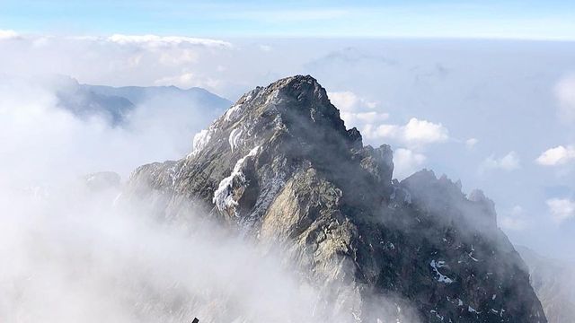 Alpinista Alexandra Marcu a cucerit vârful Margherita din Uganda