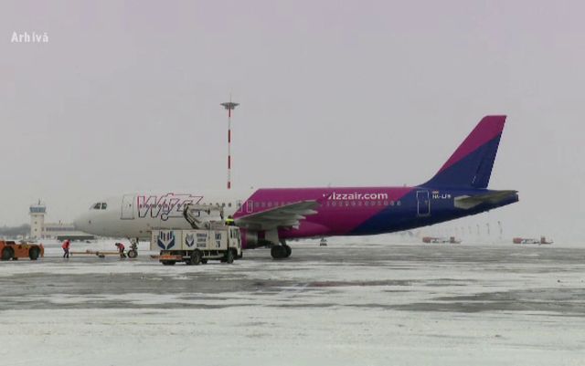 Avion Wizz Air întors la o oră după decolare la Sibiu din cauza unor probleme tehnice