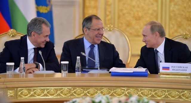 Rusia anunță retragerea din Tratatul INF