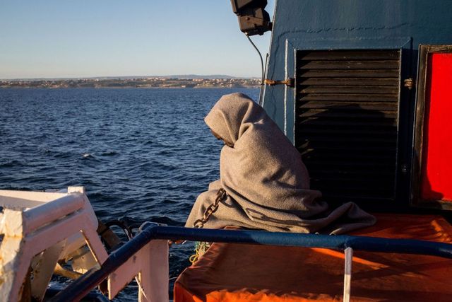 Migranti, in cento soccorsi da Guardia costiera libica