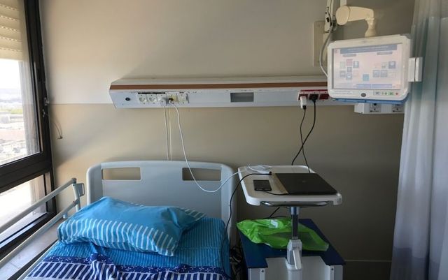 O femeie de 81 de ani din Arad a murit de gripă, în spital