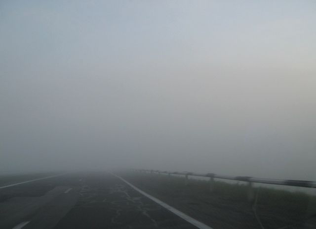 Из-за густого тумана в аэропорту Кишинева задержались несколько рейсов