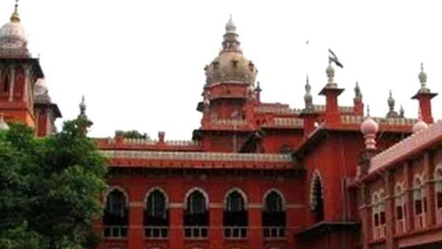Madras HC issues notice to Centre on 10% quota for economically backward classes