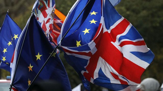 Británii čeká klíčové rozhodnutí o brexitu. Dotkne se 100 tisíc Čechů