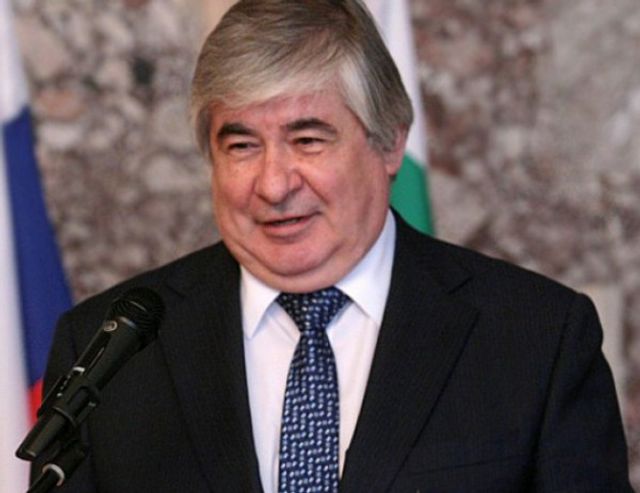 Посланик Макаров отхвърли твърденията за руска намеса в изборите у нас