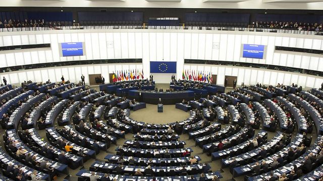 Europarlamento vota stop fondi a paesi Ue che non rispettano stato di diritto