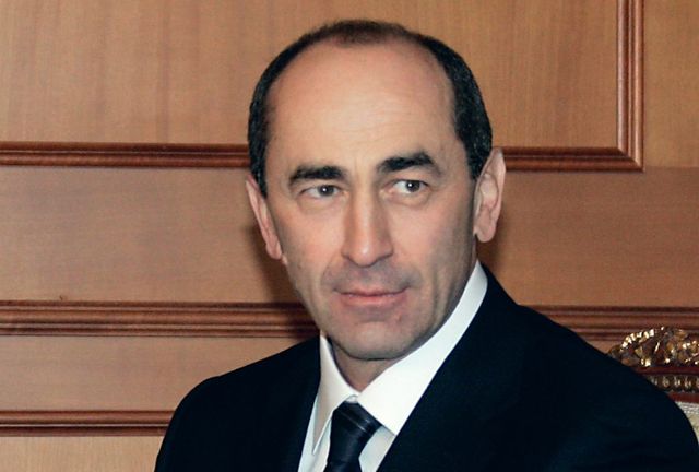 Суд арестовал экс-президента Армении Роберта Кочаряна