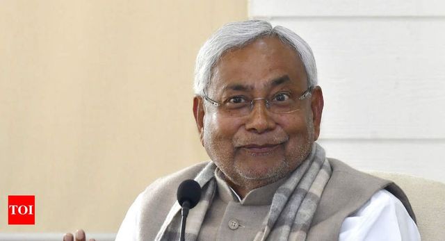 EVMs are perfectly fine, says Nitish