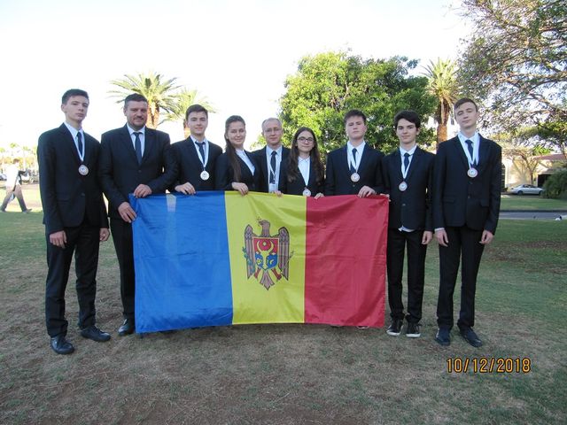 Elevii din Moldova au adus acasă o medalie de argint și cinci medalii de bronz de la Olimpiada Internațională de Științe pentru Juniori