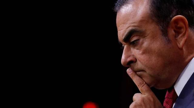 Ex-Nissan chairman Carlos Ghosn asks for bail, promises not to flee