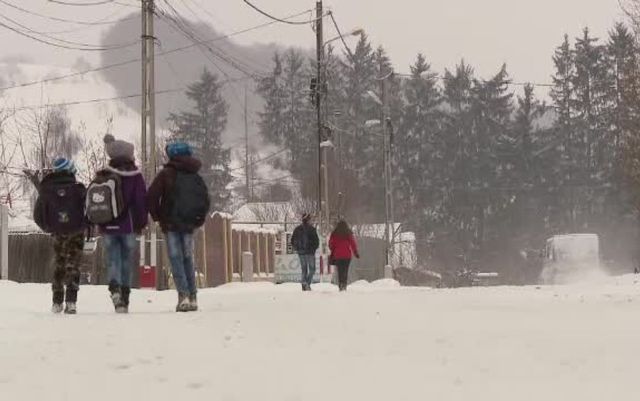 Școlile din România unde nu se vor face cursuri joi și vineri, din cauza ninsorii