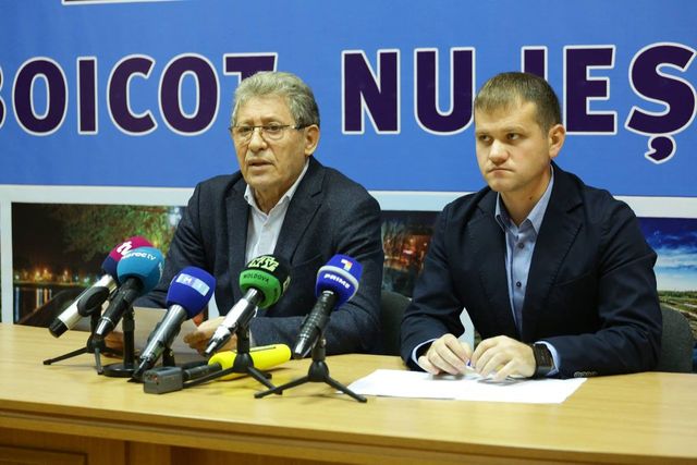 Ghimpu îl atacă pe Facebook pe fostul coleg de partid, Valeriu Munteanu: Nici cel mai veninos șarpe nu are atâta venin