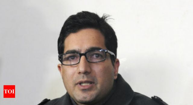 Shah Faesal could have served society better as an IAS officer: Satya Pal Malik