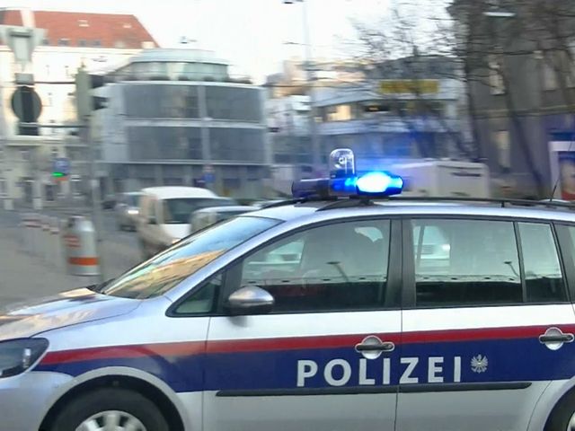 Atac la o biserică din Viena! Cel puțin cinci călugări au fost răniți