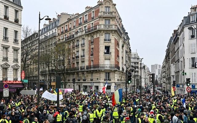 Un nou protest al Vestelor Galbene, la Paris