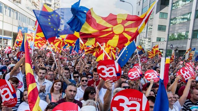Hivatalosan is Észak-Macedóniára változott Macedónia neve