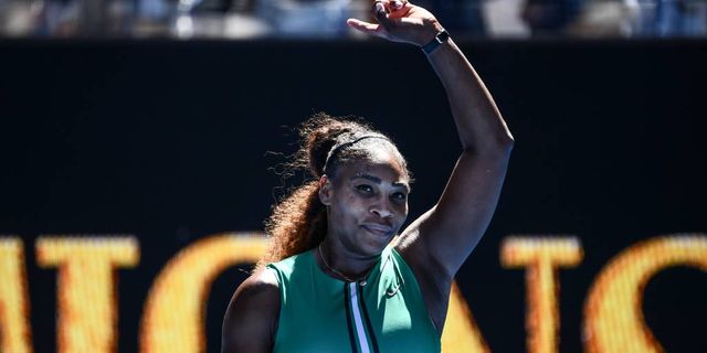 Serena Juggernaut Rolls Into Aussie Open Last 16