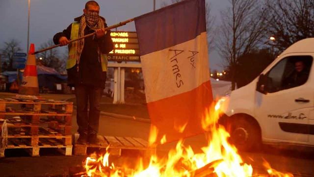 Macron makes U-turn on fuel-tax increases in face of ‘yellow vest’ protests