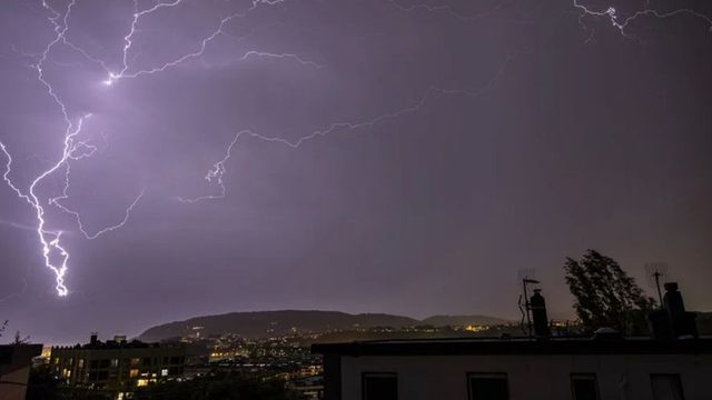 Una borrasca explosiva dejará un fin de semana crítico en Canarias con lluvia, viento y nieve