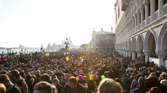Bozza Ue, 'in zone sotto stress abitativo possibili limiti agli affitti brevi'