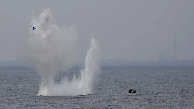 Трима моряци са тежко ранени при удар с дрон срещу турски товарен кораб в Черно море
