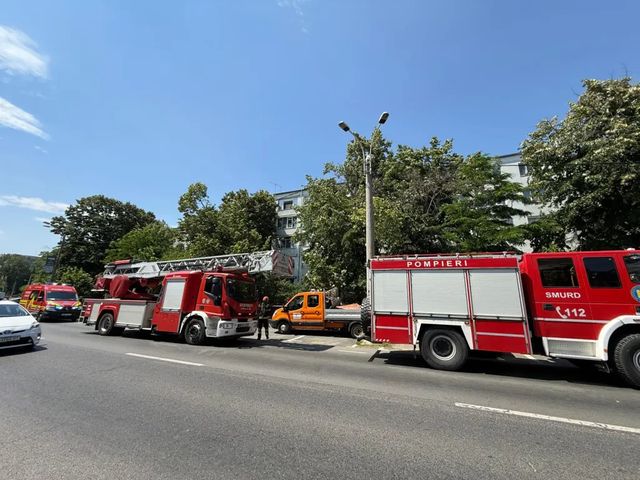 Alertă de explozie în Sectorul 3: Bloc întreg evacuat din cauza scurgerilor de gaz