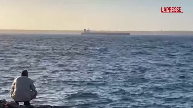 La petroliera russa arriva a Cuba nel pieno del blocco energetico Usa