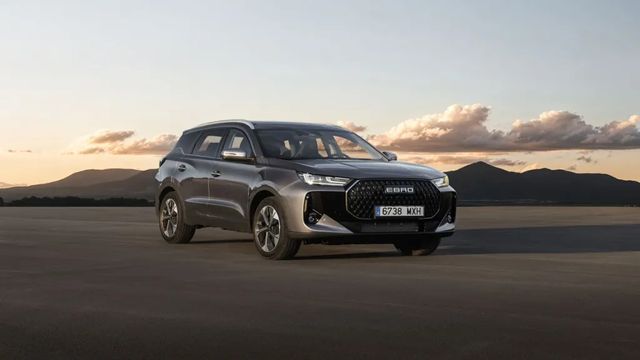 Ebro S700, el primer SUV de la marca renacida