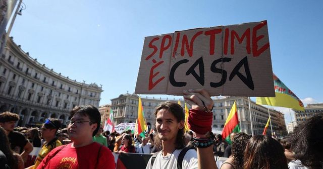 Spin Time, oggi il corteo «No alla città della rendita»