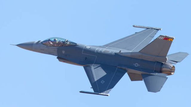 ″Възраждане” дава сделката за F-16 на прокуратурата