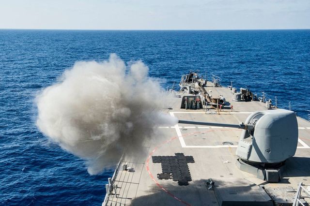 Ucraina a lovit pentru prima dată un petrolier rusesc în Marea Mediterană