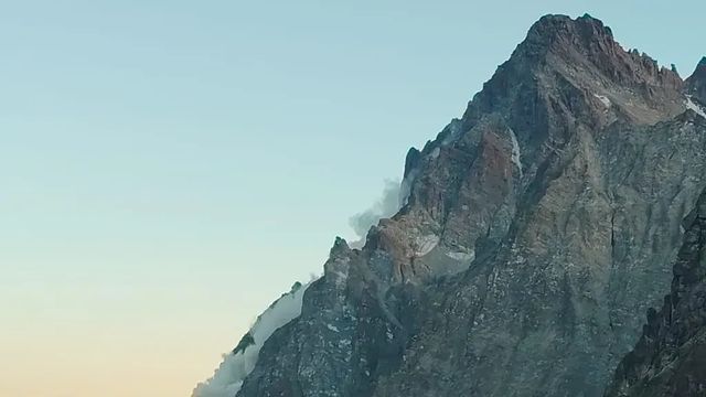 Vasta frana si stacca dal Monviso, si cerca escursionista