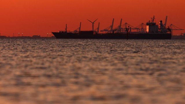 Usa danno via libera a vendita petrolio iraniano già in navigazione