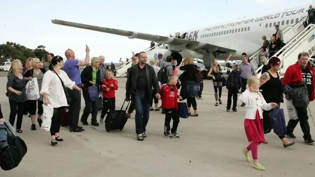 El Aeropuerto de la Región de Murcia cierra el año con un repunte de viajeros, pero por debajo del millón de pasajeros