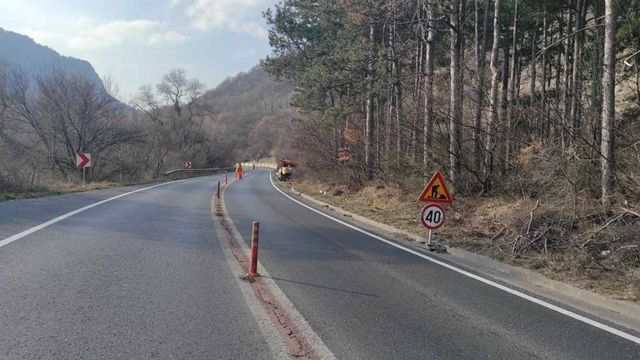 Възстановено е движението по пътя Асеновград - Смолян