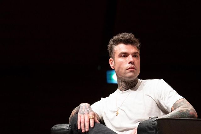 Fedez, ancora problemi di salute: ricoverato d’urgenza a Brindisi